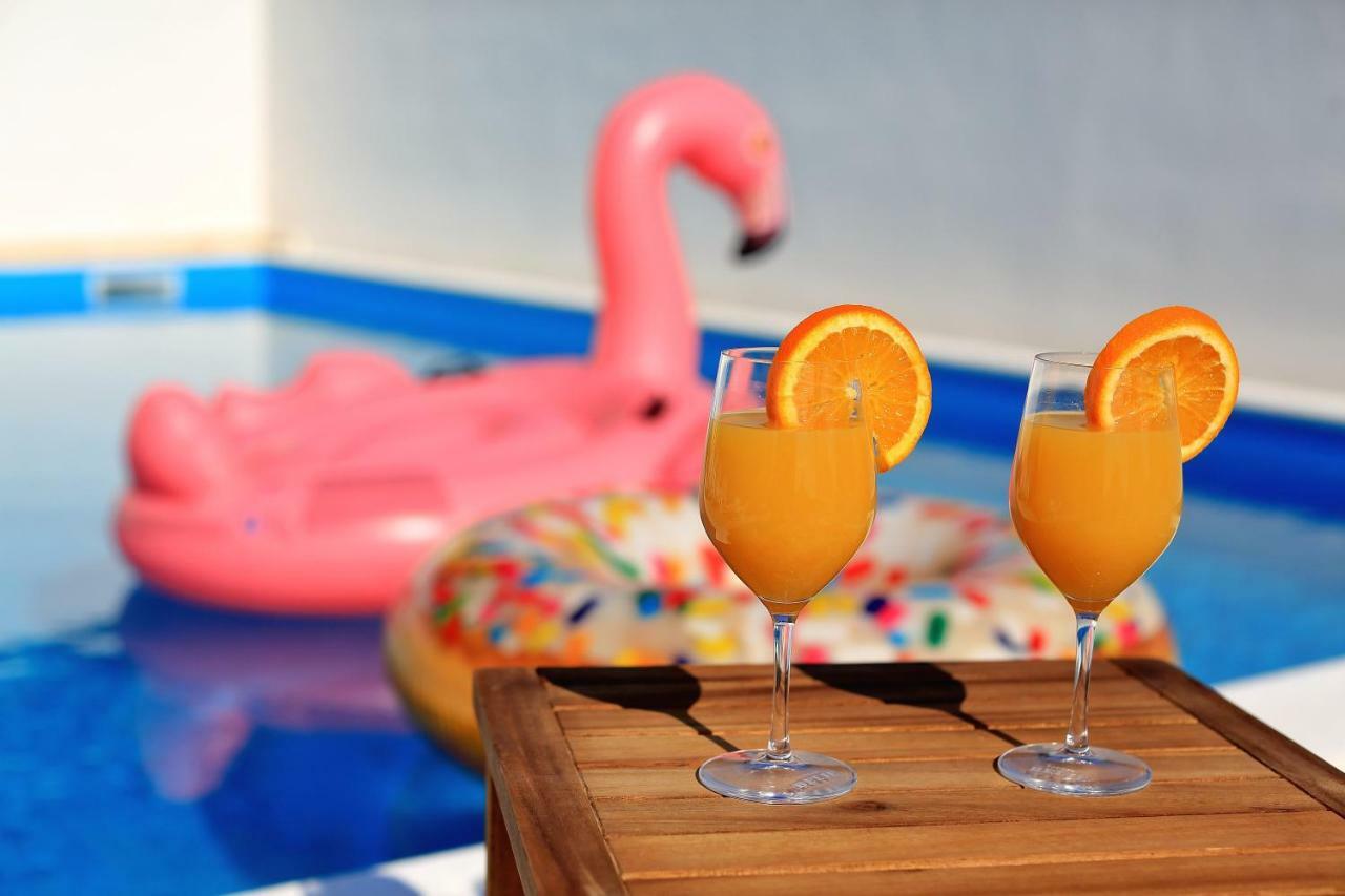 Apartment And Pool Nika بيبينيا المظهر الخارجي الصورة